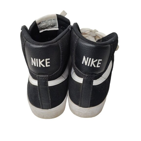 Nike Blazer Mid 77 Black Suede Sneakers Shoes Boys Size 5.5 Youth DD3237-002 - Picture 3 of 8